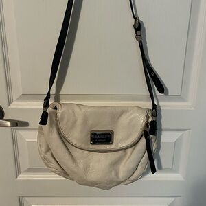 Marc Jacobs Natasha Q Crossbody ✨